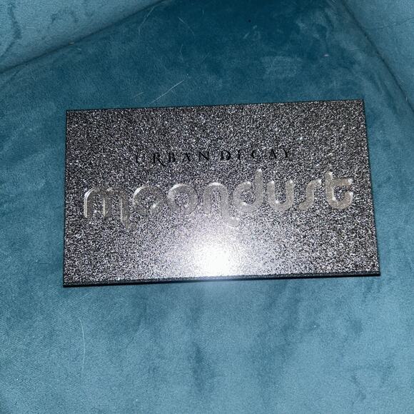 Urban Decay, Too Faced Eyeshadow Palette - Picture 2 of 8